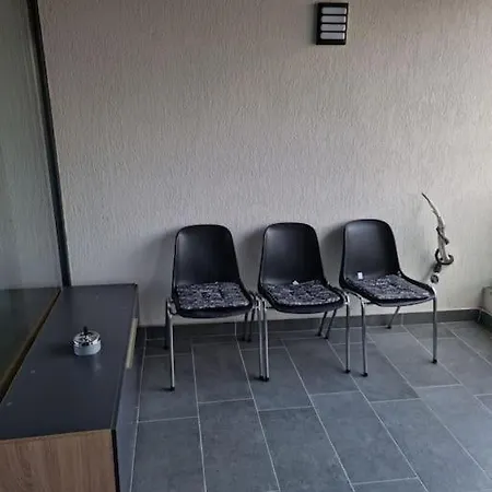 Apartament In Zona Coresi *